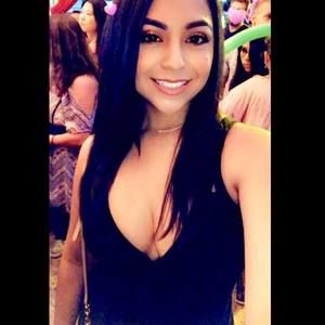 Meet your Posher, Cristina